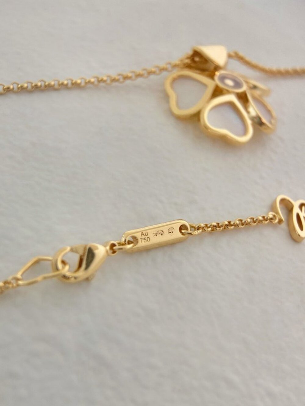 Chopard Happy Hearts Flower Necklace - Picture 4 of 7
